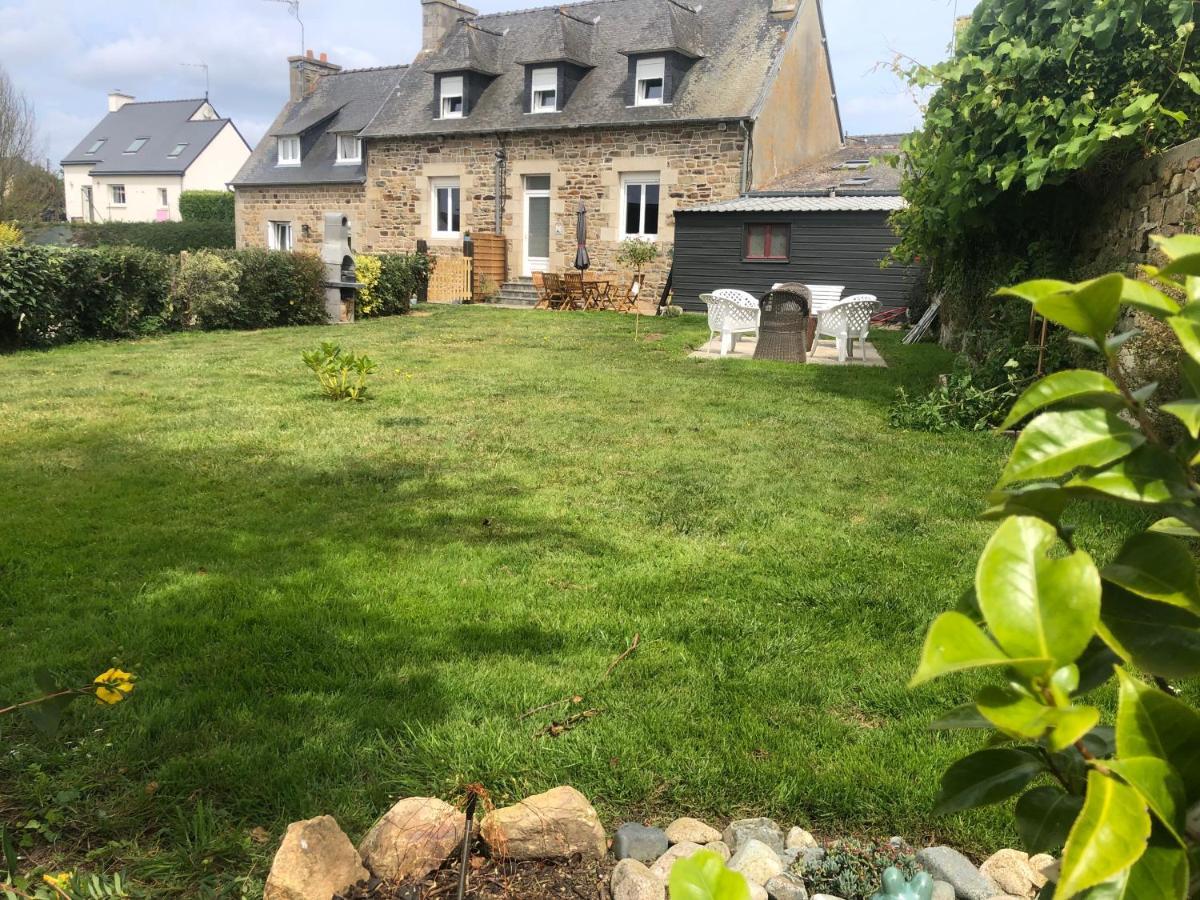 Gites Le Rucher De Kerillis Plouguiel Exterior photo